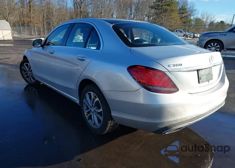 2019 Mercedes-Benz C 300 4Matic из США, поврежденный, VIN 55SWF8EB2KU290598